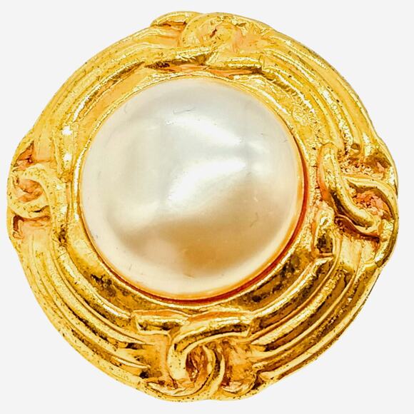 Chanel 24k Gold-Plated Faux Pearl Clip-on Earrings - Picture 2 of 9